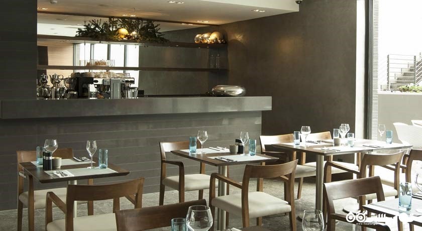 رستوران هتل اونت گارد تاکسیم اسکوئر